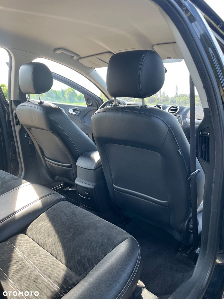Ford Mondeo 2.0 TDCi Titanium - 11