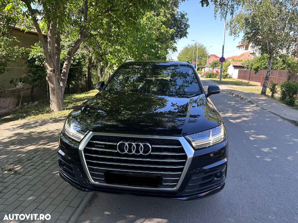 Audi Q7 - 1
