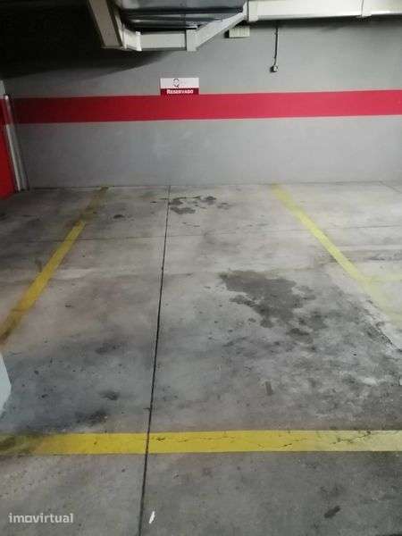 ESTACIONAMENTO - CHIADO - Grande imagem: 4/4