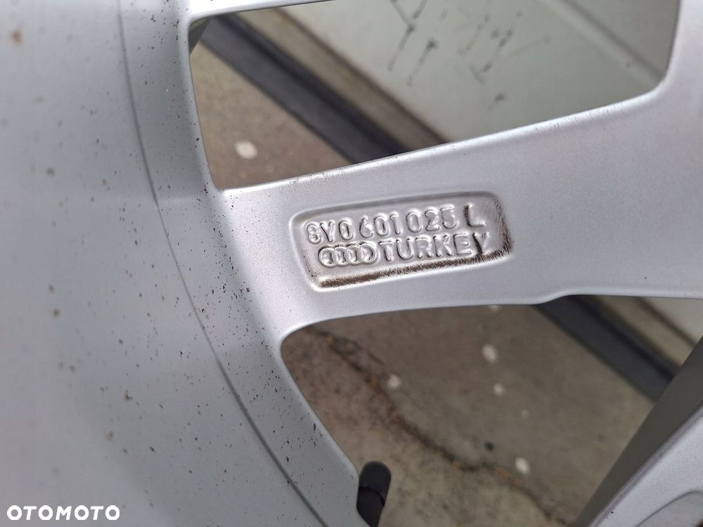 FELGI KOŁA AUDI A3 S3 8Y 2020-2024 8Y0601025L 17" NIE MALOWANE ZIMA NOWE OE - 11