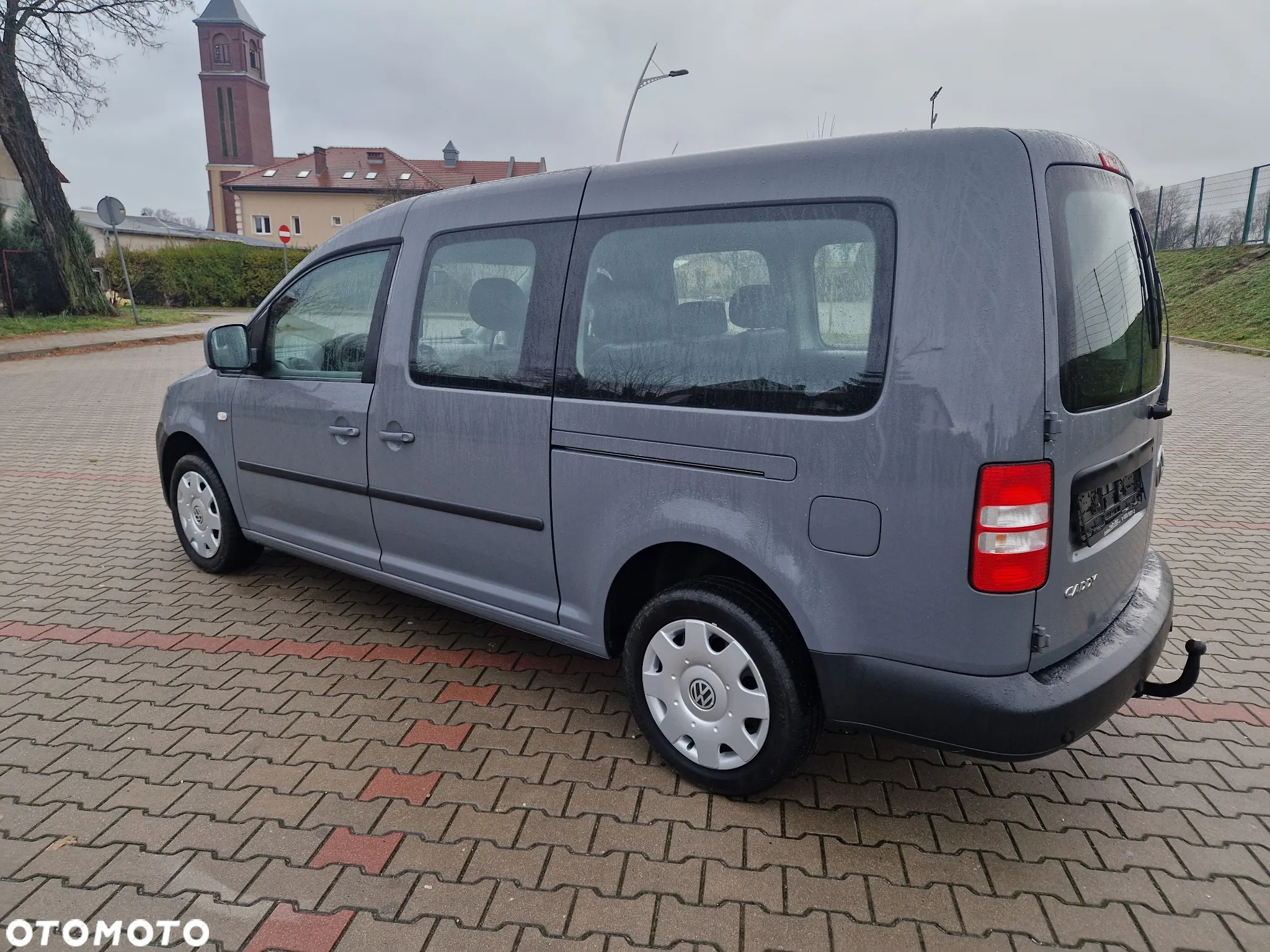 Volkswagen Caddy 1.2 (7-Si.) Edition 30 - 4
