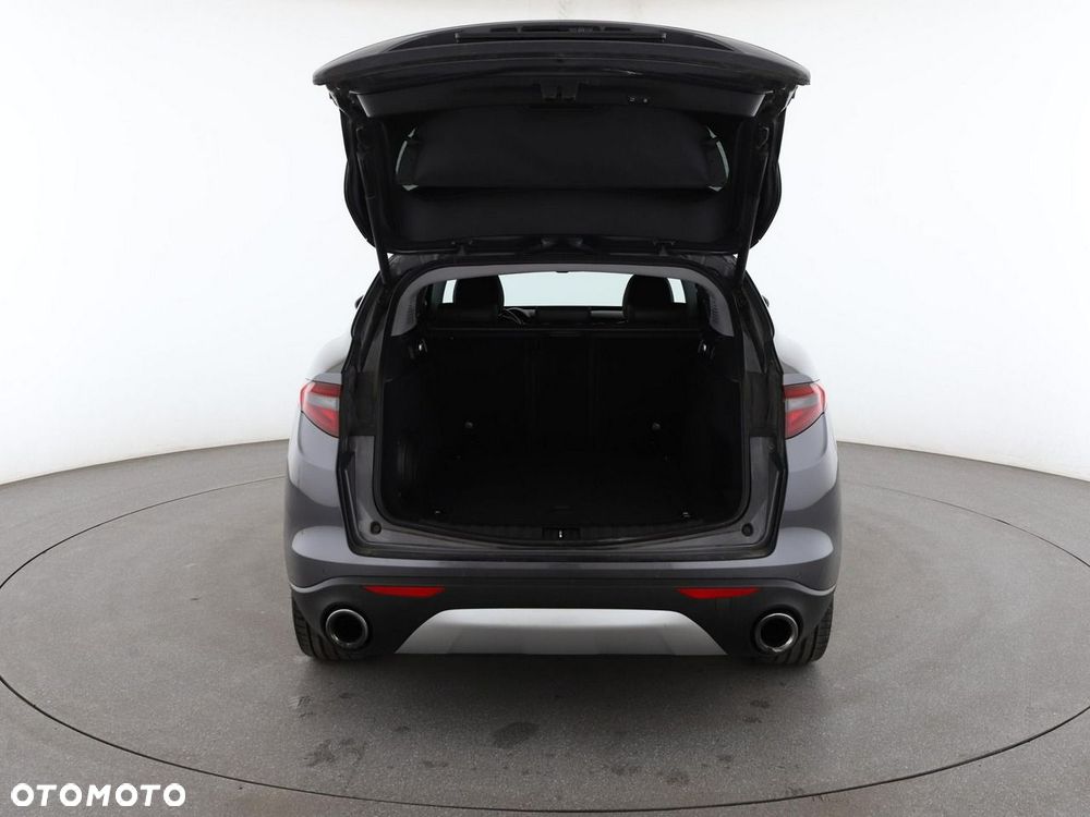 Alfa Romeo Stelvio 2.0 Turbo 16V AT8-Q4 First Edition - 20