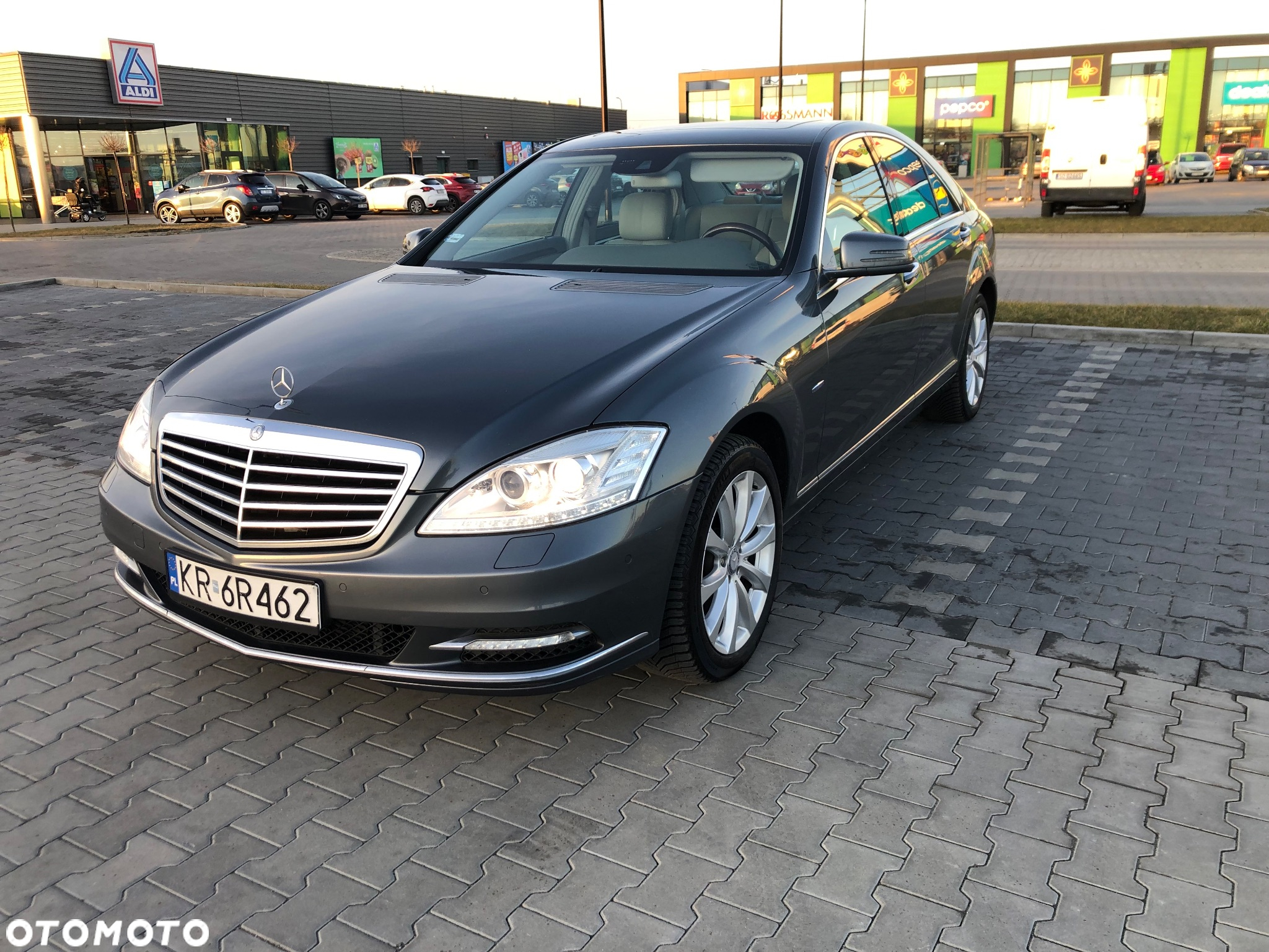 Mercedes-Benz Klasa S 350 CDI 4Matic DPF 7G-TRONIC BlueEFFICIENCY - 35
