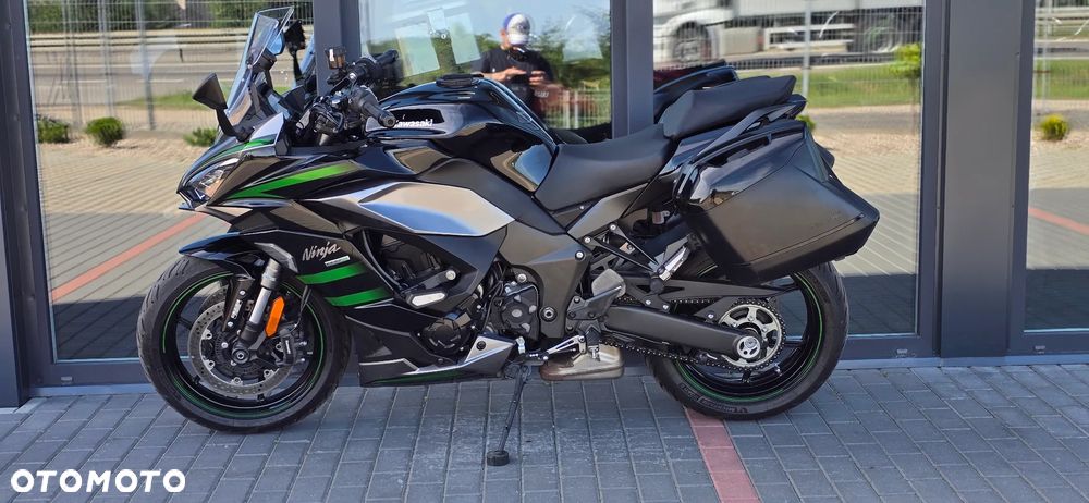 Kawasaki Ninja 1000 SX - 22