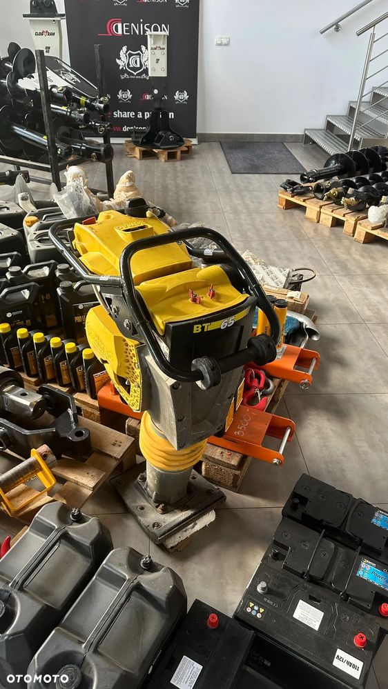 Zagęszczarka Stopowa Ubijak Skoczek BOMAG BT65 - 1