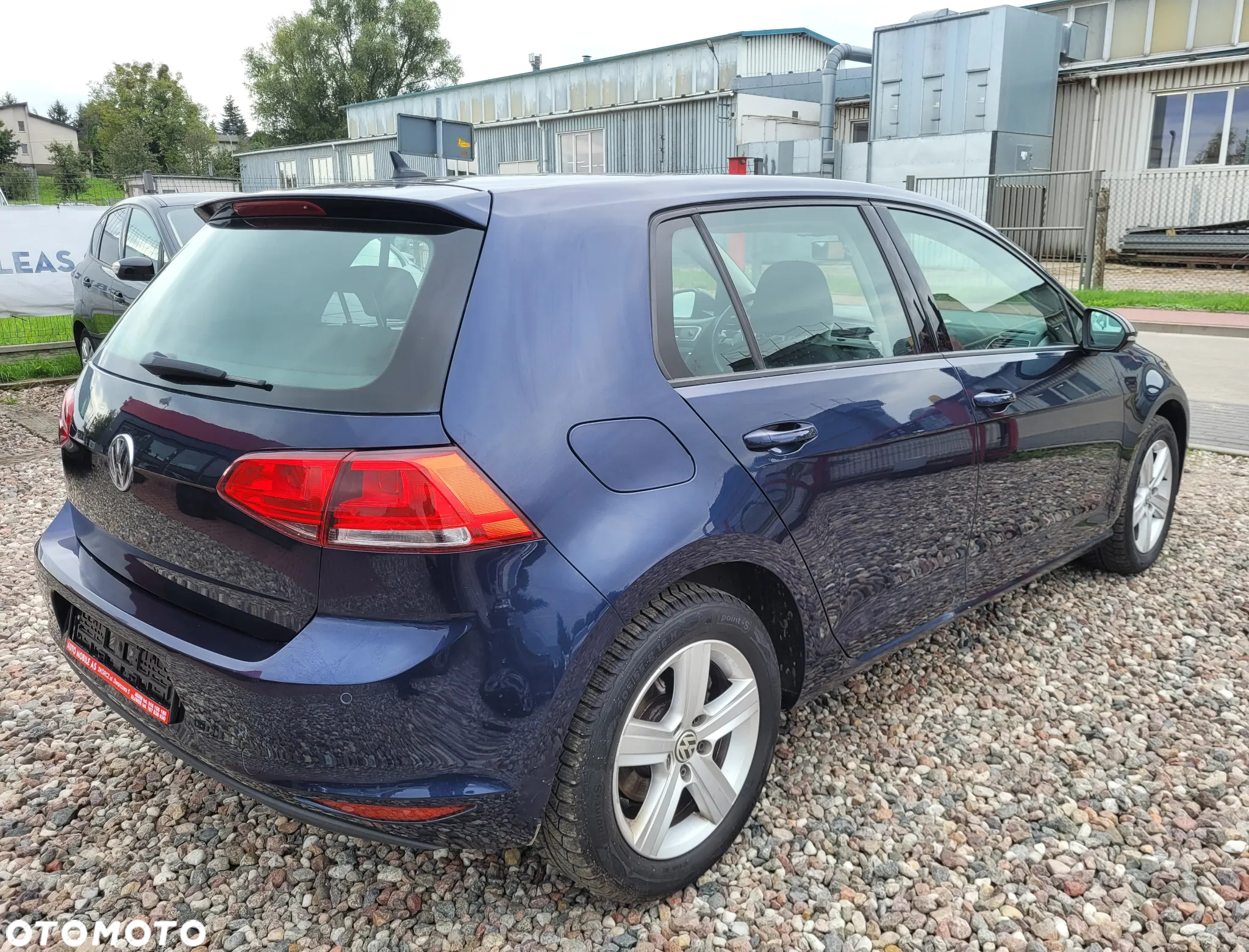 Volkswagen Golf - 8