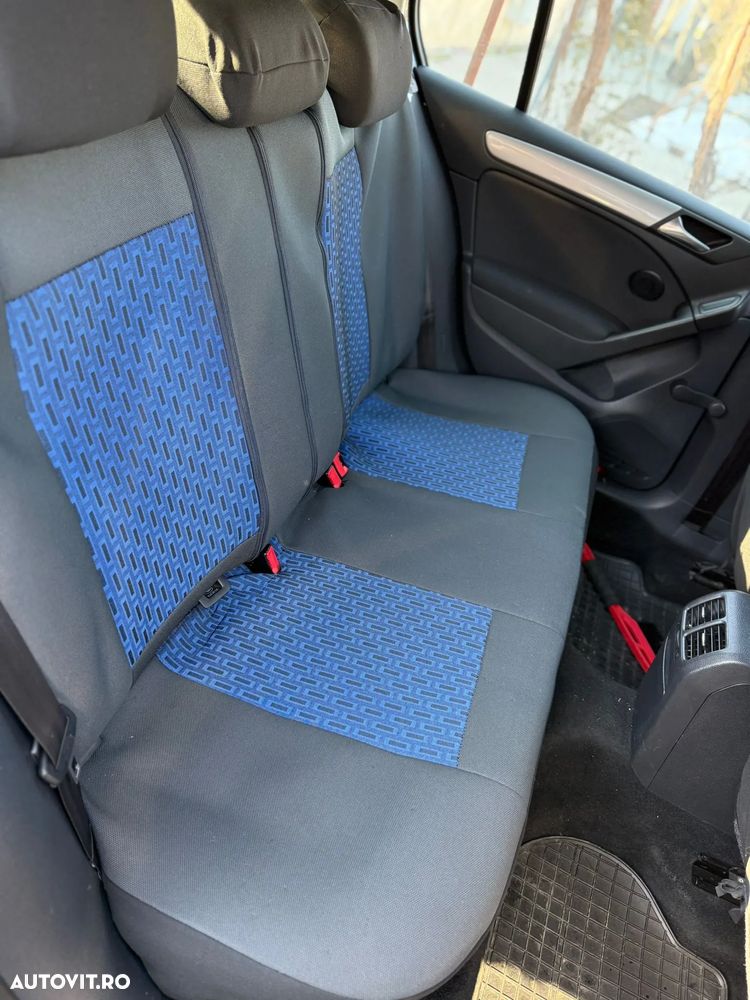 Volkswagen Golf 1.6 TDI DPF BMT DSG Comfortline - 12