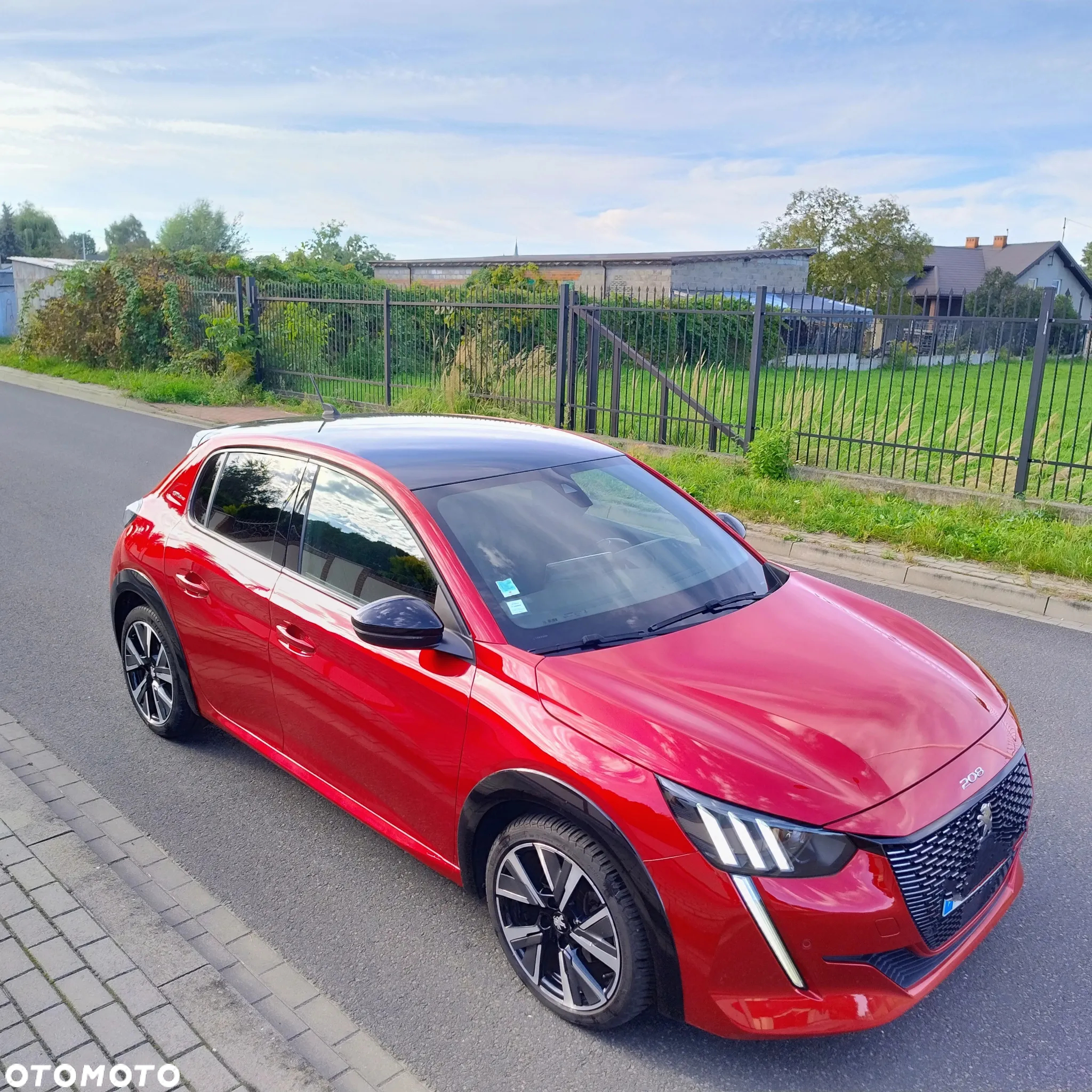 Peugeot 208 PureTech 100 GT - 3