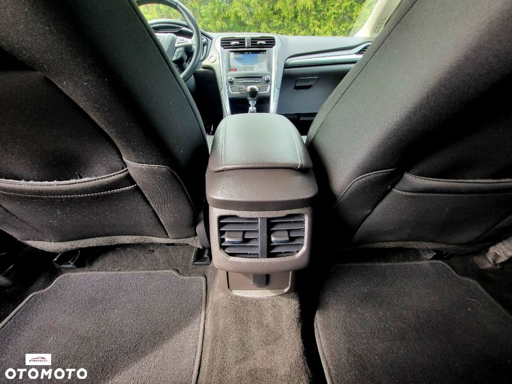 Ford Mondeo - 16