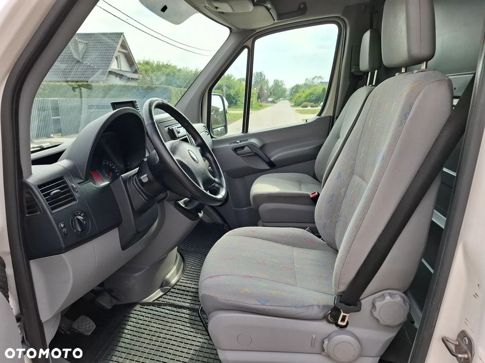 Volkswagen Crafter - 14