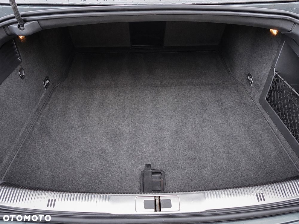 Volkswagen Phaeton 3.0 V6 TDI DPF 4MOTION Automatik (5 Sitzer) - 24
