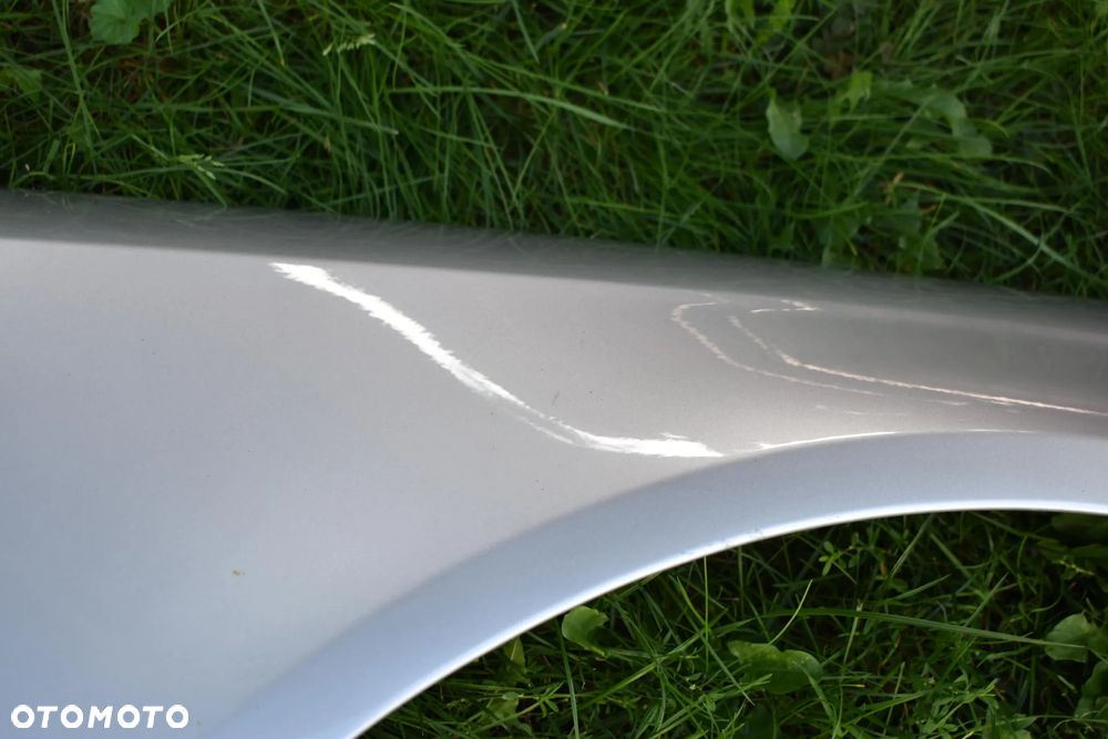 AUDI A8 D3 BŁOTNIK PRAWY PRZEDNI PRZÓD LY7W SREBRNY - 5