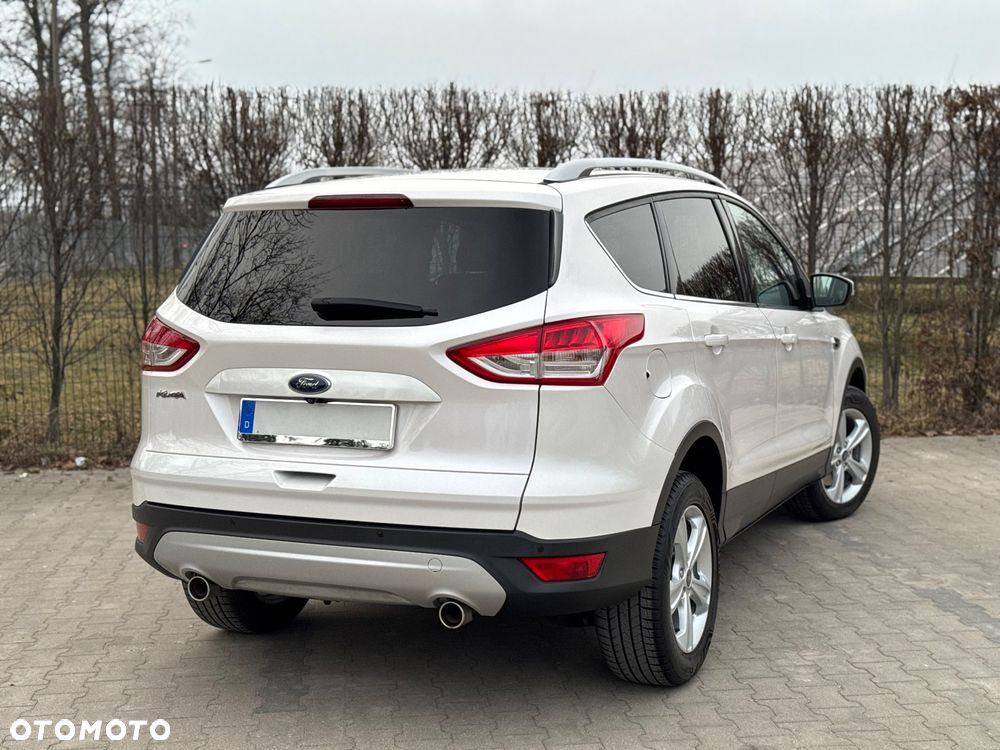 Ford Kuga 2.0 TDCi 4x4 Titanium - 34