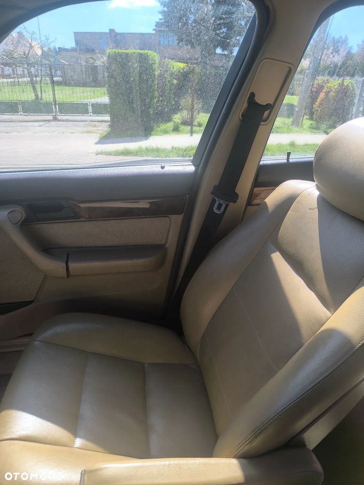 BMW Seria 5 520i - 10