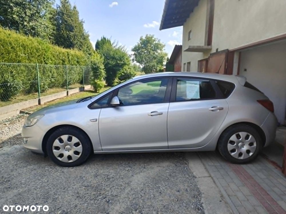 Opel Astra - 8