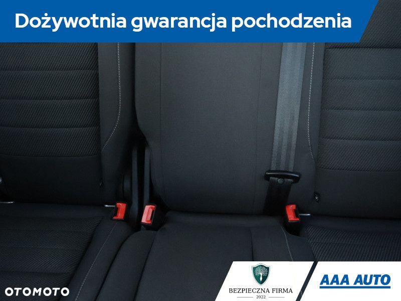 Ford Kuga - 12