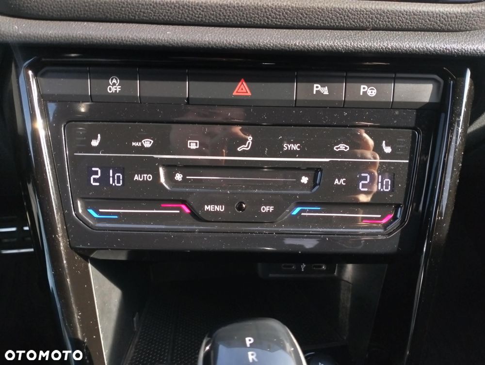 Volkswagen T-Roc 1.5 TSI R-Line DSG - 34