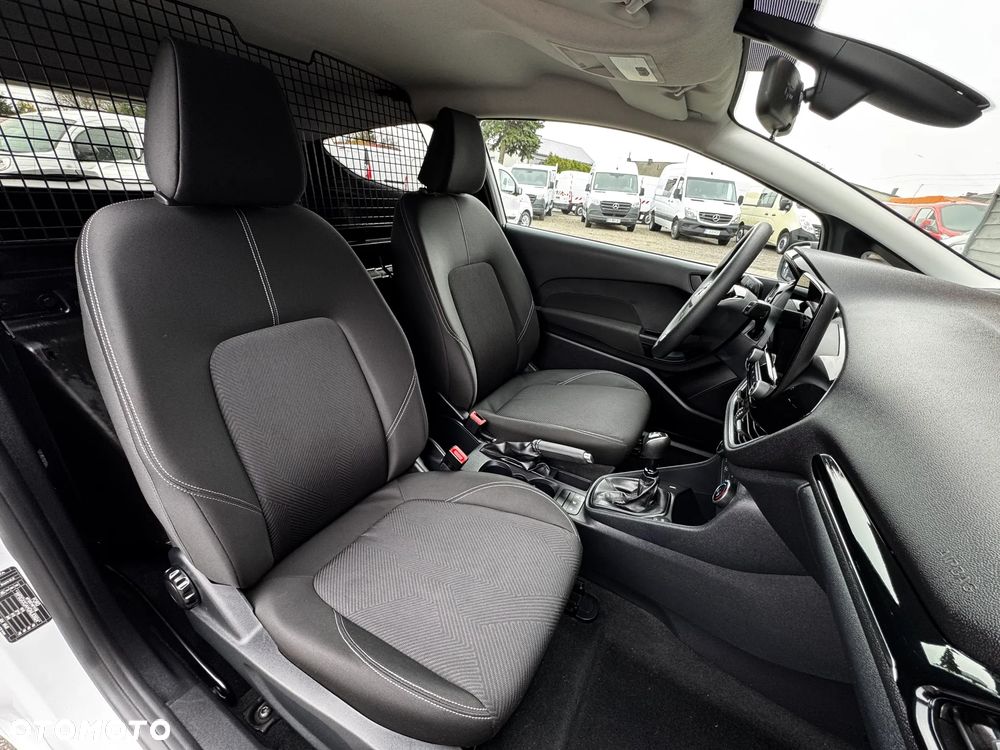 Ford Fiesta - 16