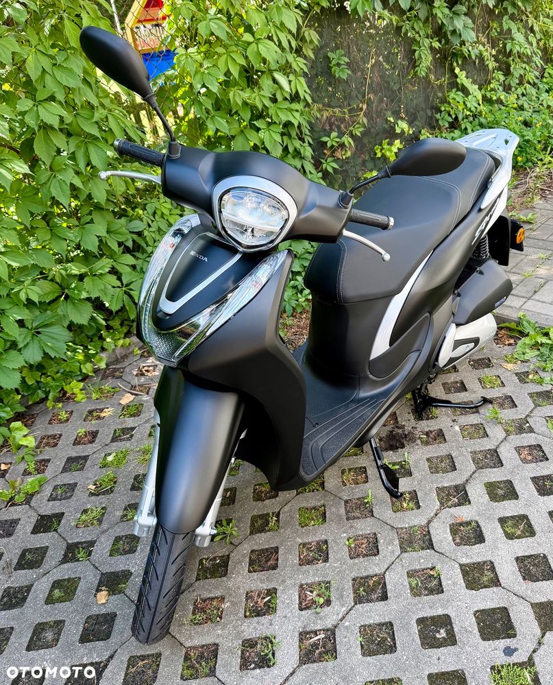 Honda SH - 5