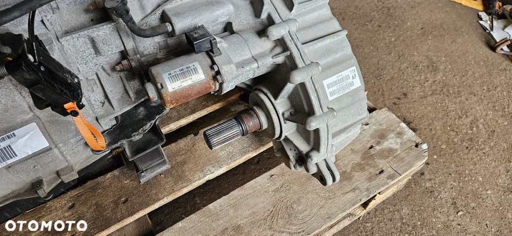 RAM 1500 V 5 2019- 4X4 5.7 HEMI Kompletna skrzynia biegów z konwerterem i reduktorem Skrzynia P68269509AA 8HP-75 Reduktor skrzyni P68250775AF - 4