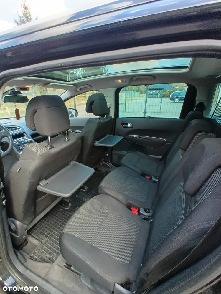 Peugeot 5008 2.0 HDi Allure - 8