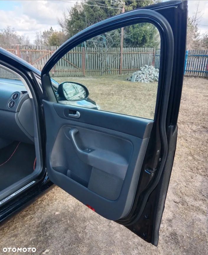 Volkswagen Golf Plus 1.9 TDI DPF Goal - 21