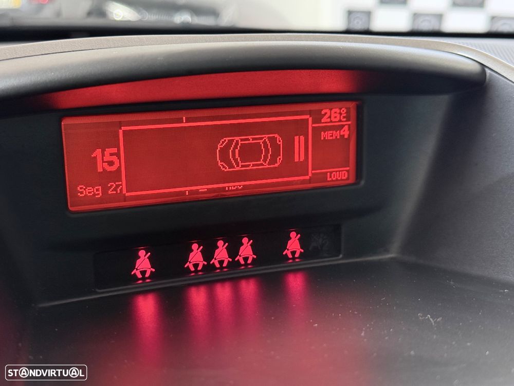Peugeot 207 SW 1.4 Sport - 19