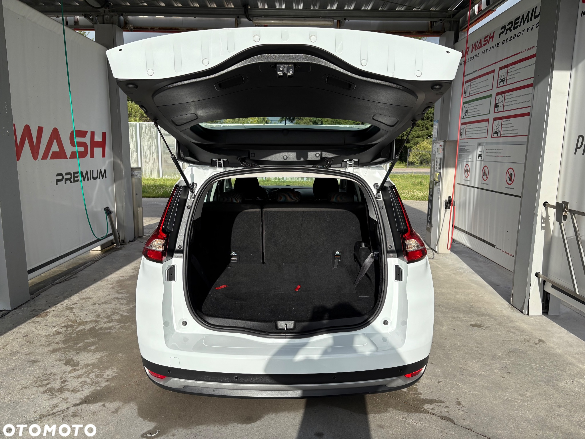 Renault Scenic - 15