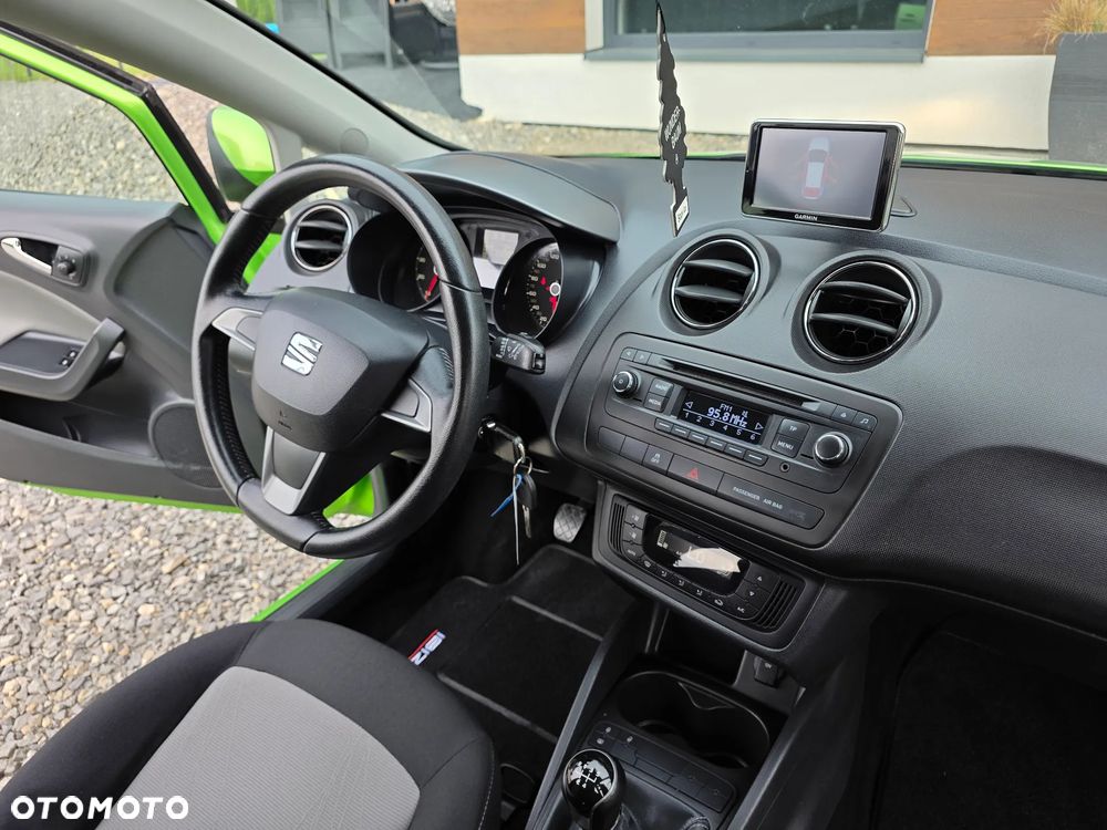Seat Ibiza 1.4 16V Style - 25