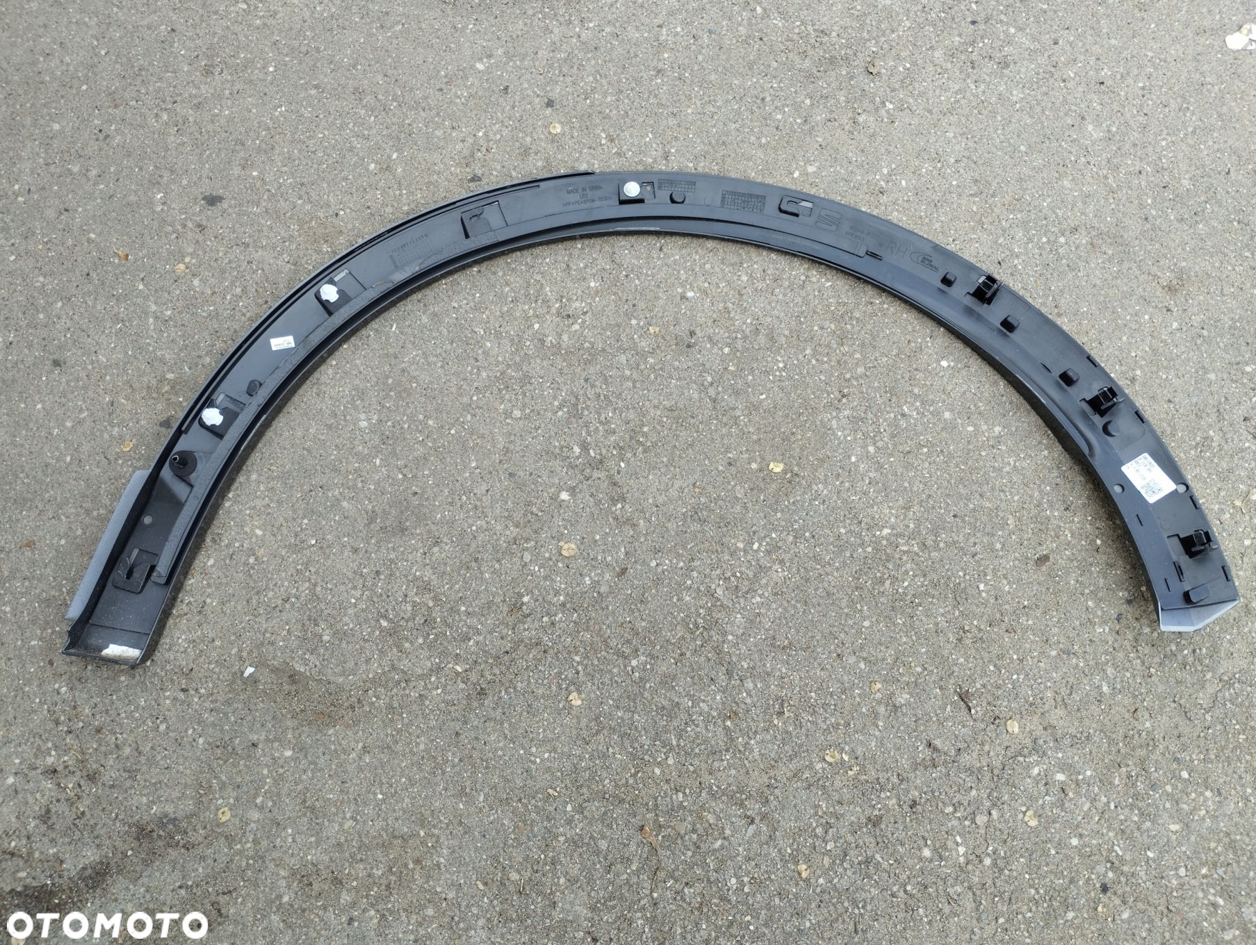 Listwa na błotnik prawy tył Seat Cupra Formentor 5FF - 4