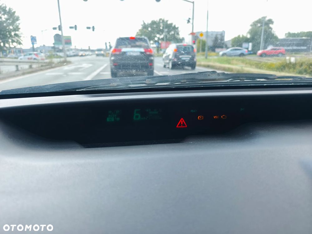 Toyota Prius - 8