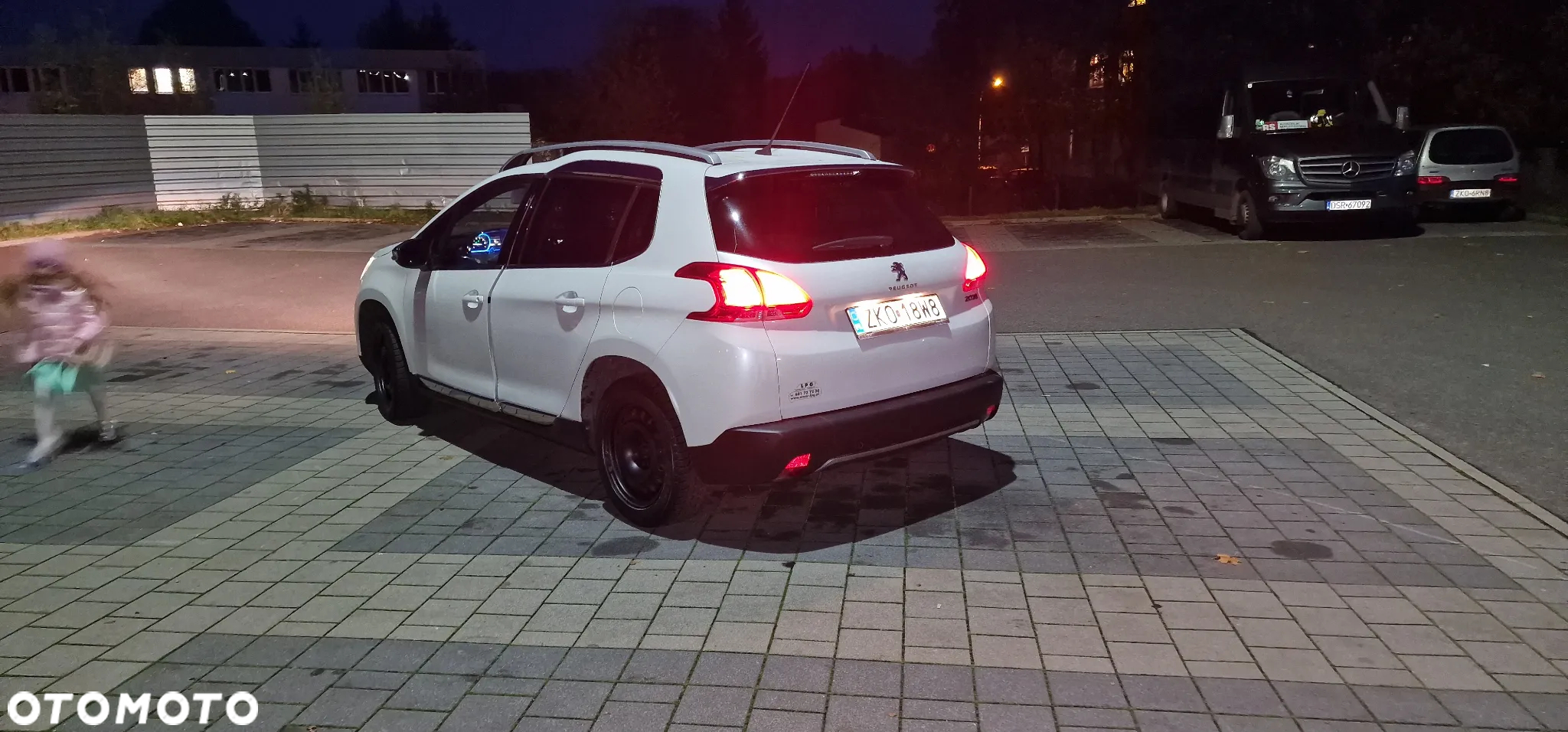 Peugeot 2008 1.6 VTi Allure - 2