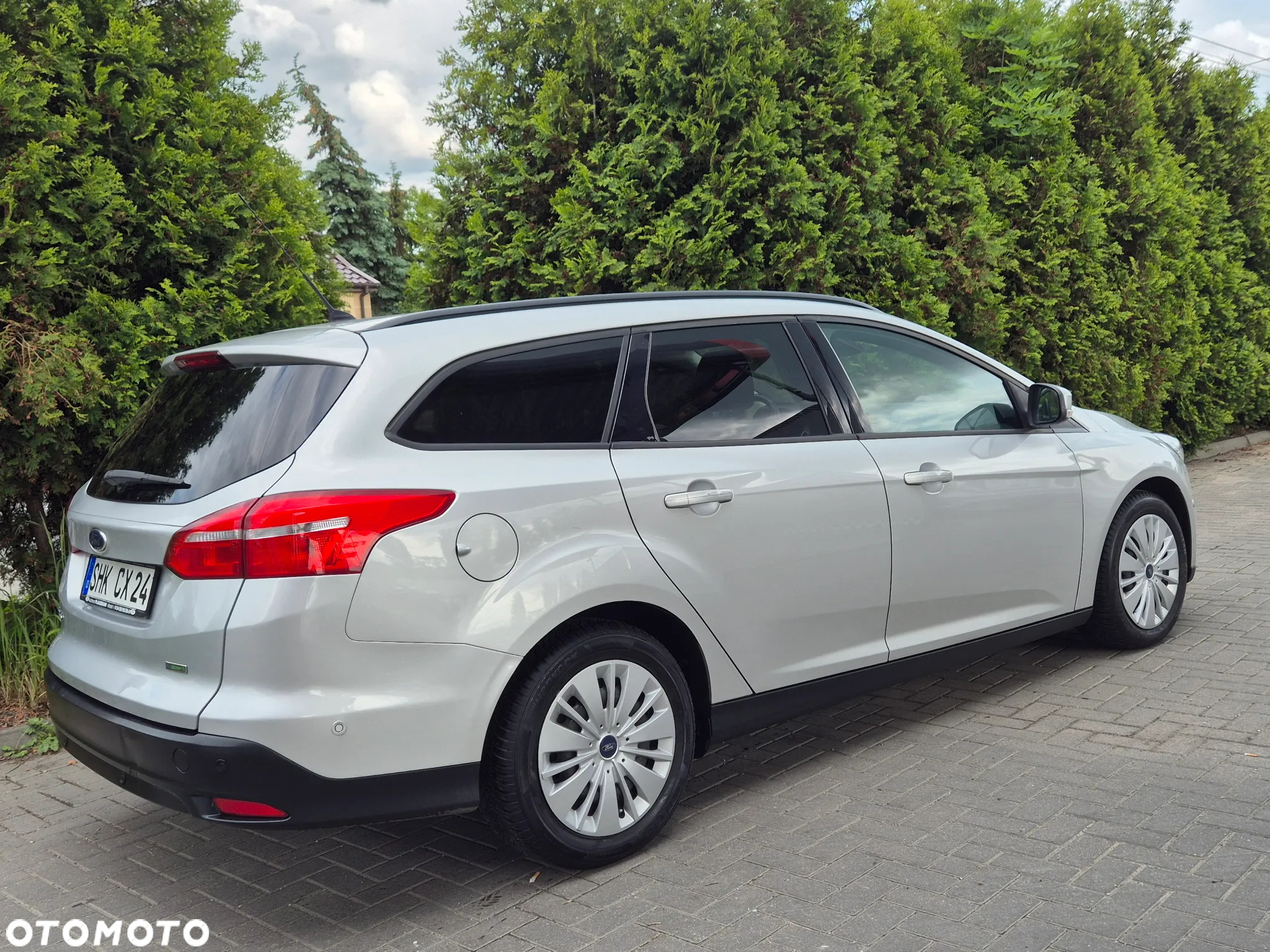 Ford Focus Turnier 1.0 EcoBoost Start-Stopp-System TITANIUM STYLE - 9