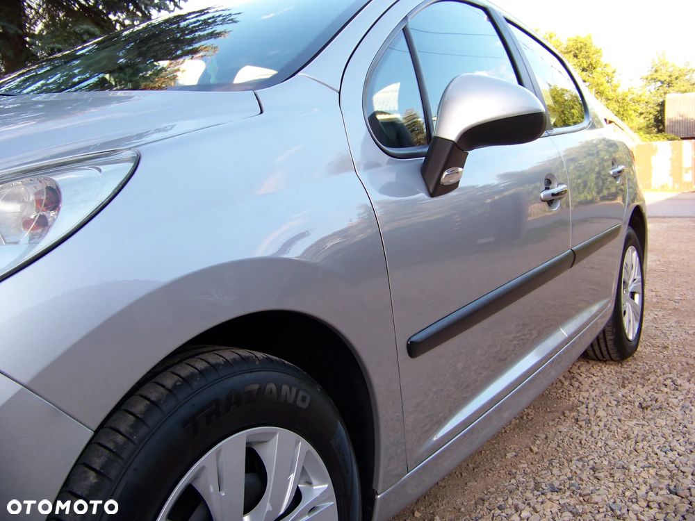 Peugeot 207 1.4 Trendy - 10