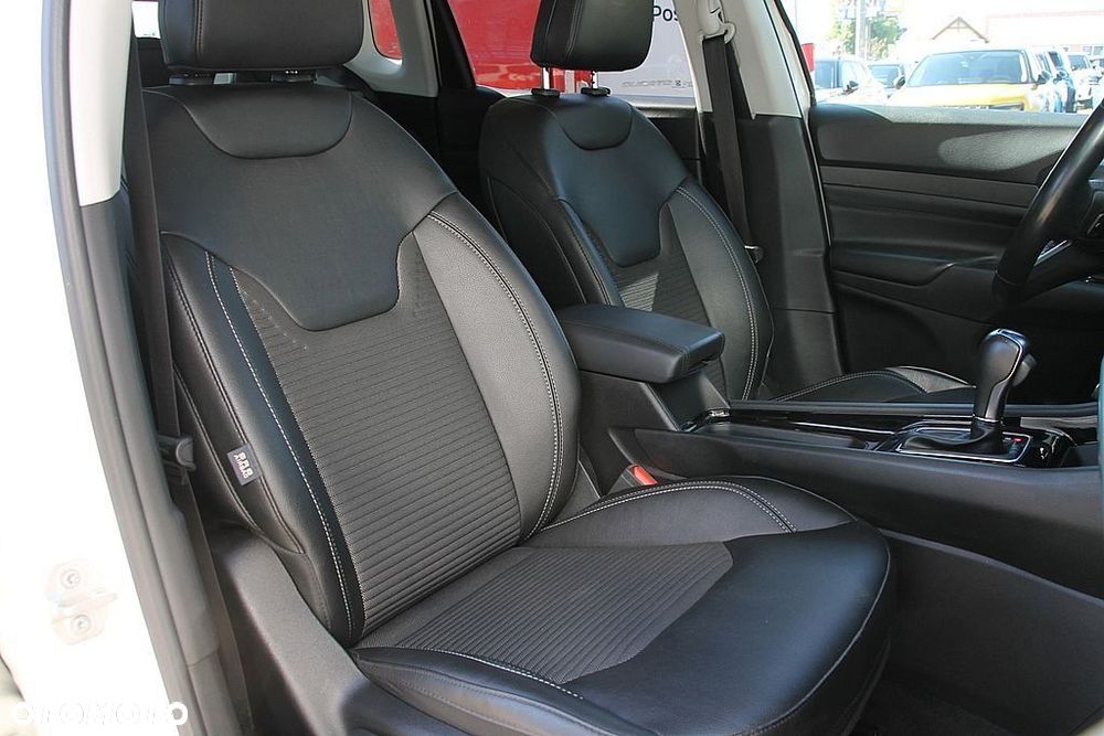 Jeep Compass - 26