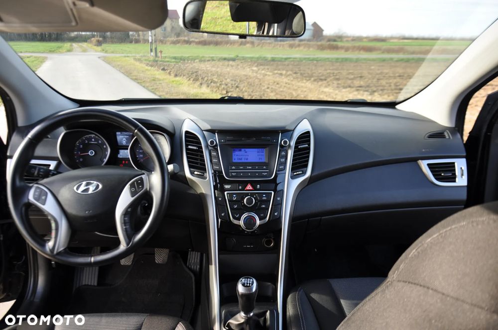 Hyundai i30 1.4 Fifa World Cup Edition - 7