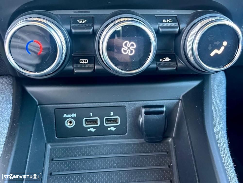 Renault Zoe (c/ Bateria) 41 kwh Life c/ LIMITED Pack - 14