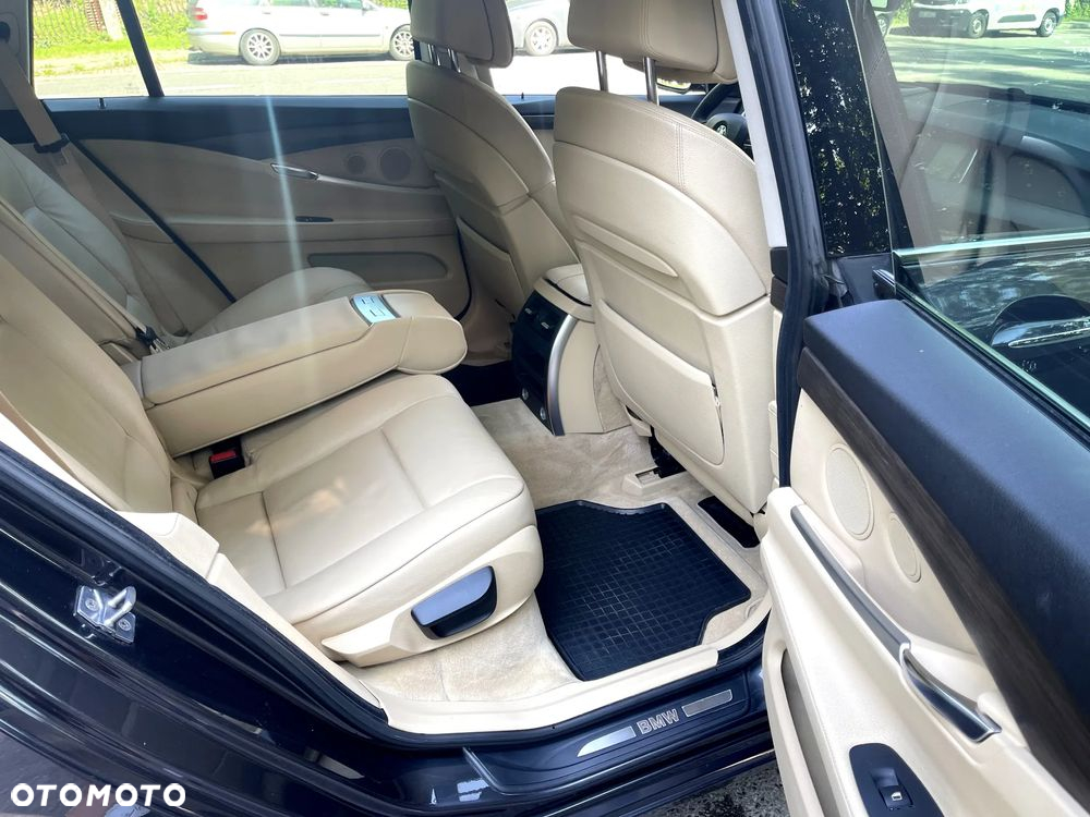 BMW 5GT 530d xDrive Gran Turismo - 25