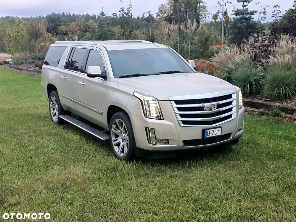 Cadillac Escalade ESV 6.2 V8 AWD AT Premium - 13