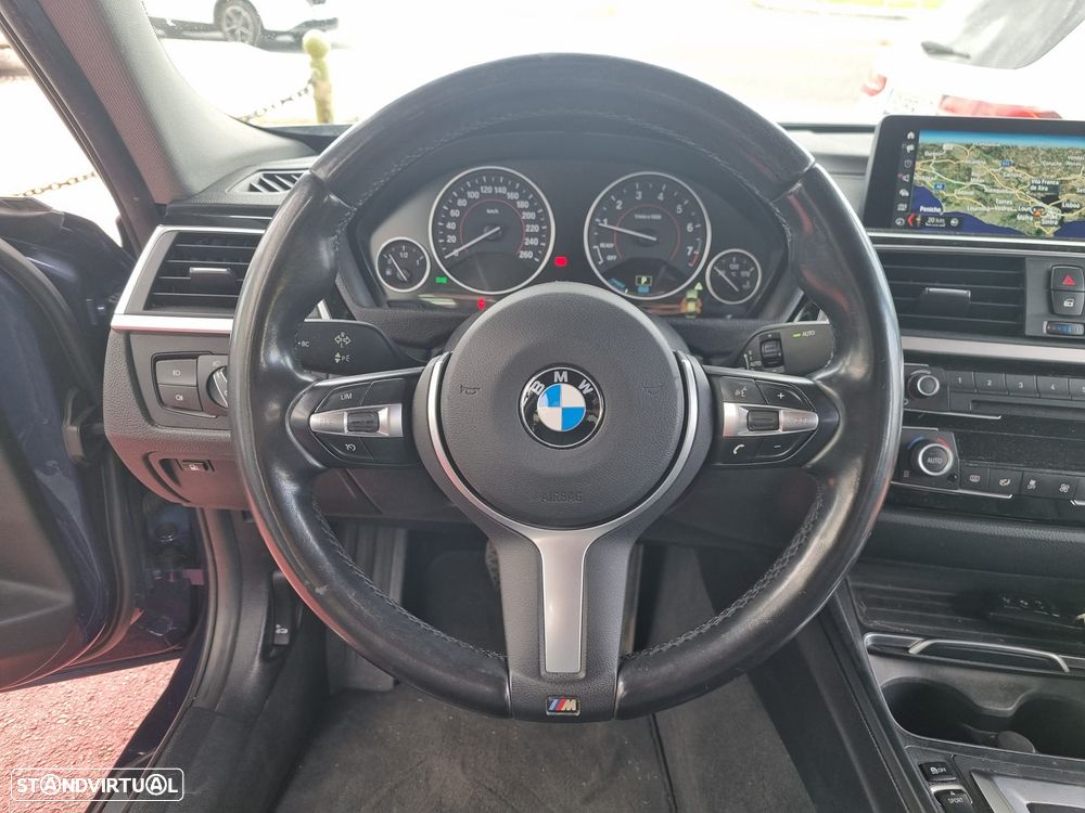 BMW 330 e iPerformance Line Luxury - 19