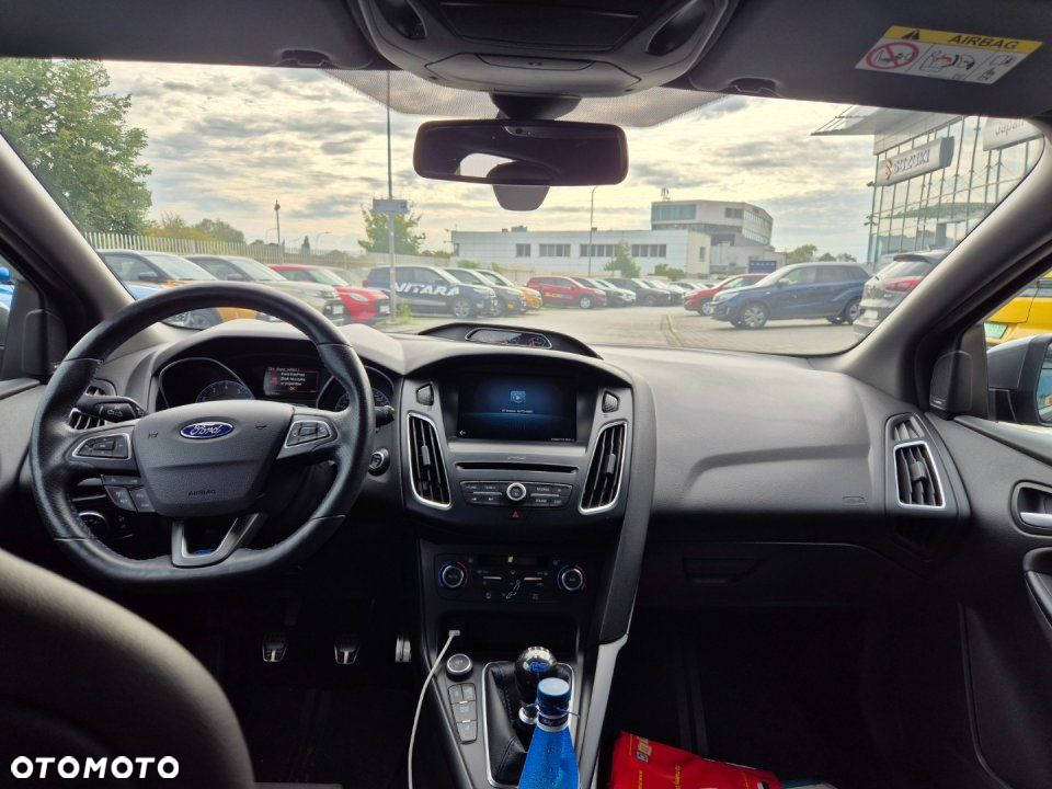Ford Focus - 19