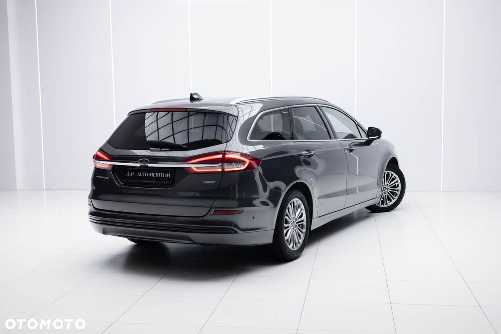 Ford Mondeo 2.0 Hybrid Titanium - 11