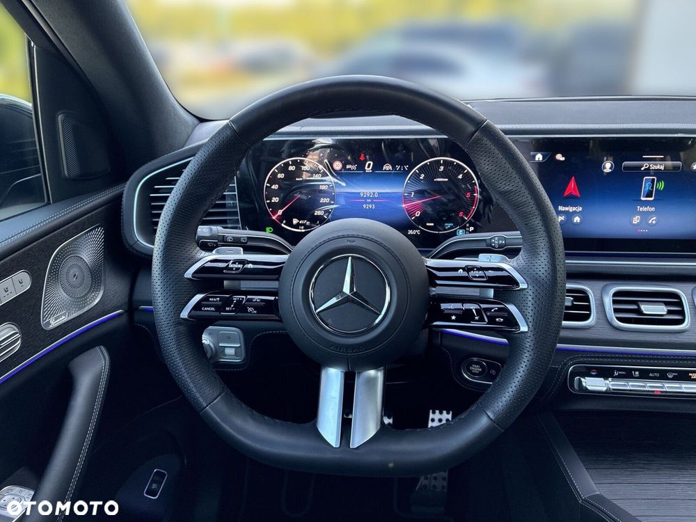 Mercedes-Benz GLS - 16