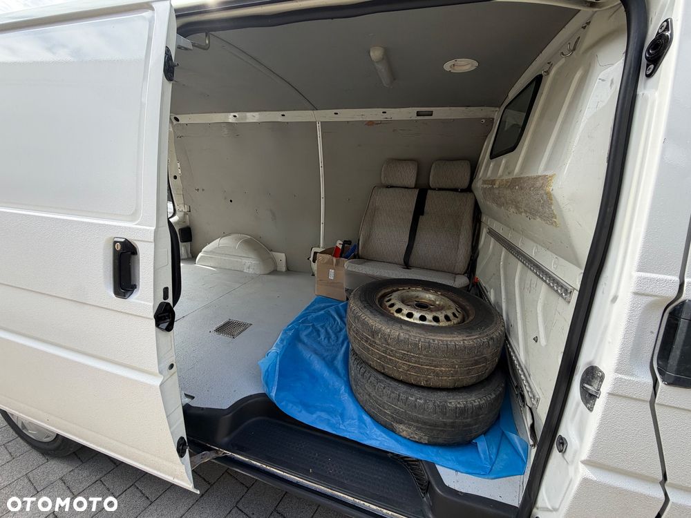 Volkswagen Transporter T4 - 12