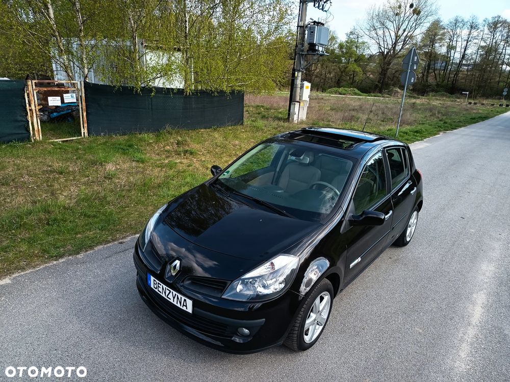 Renault Clio - 2