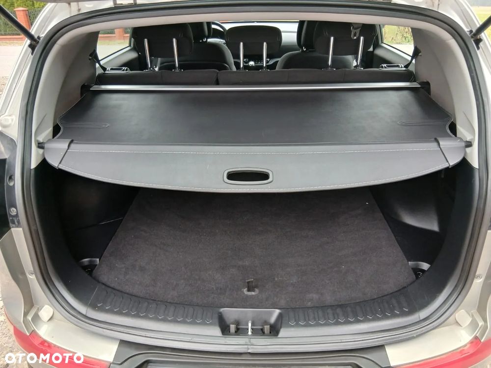 Kia Sportage 1.6 GDI Business Line L 2WD - 38