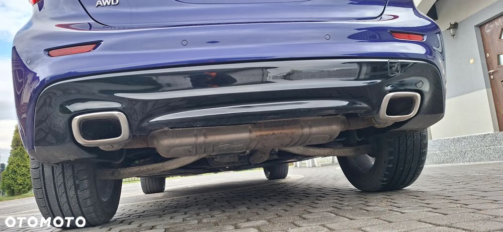 Infiniti Q30 2.2d Premium City Black AWD 7DCT - 8