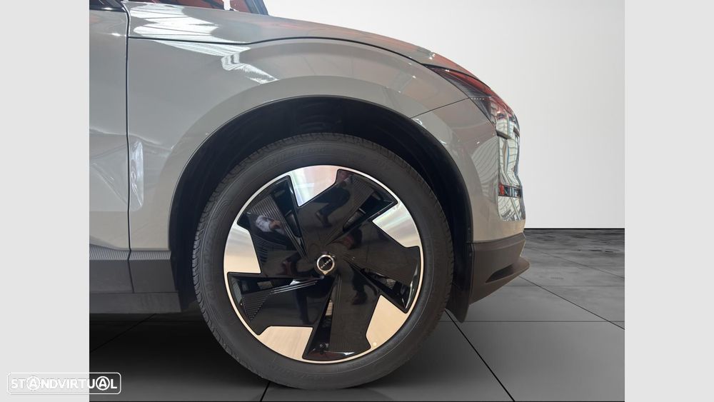 Volvo EX30 69 kWh Single Motor Extended Range Plus - 10