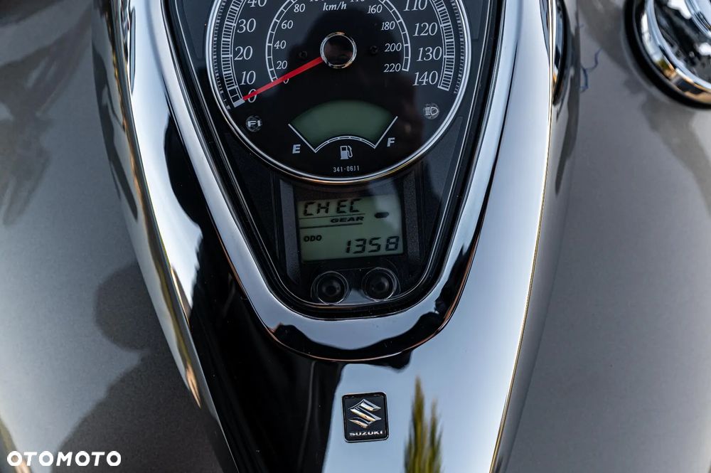 Suzuki VL 1500 Intruder LC - Boulevard C90 - 11
