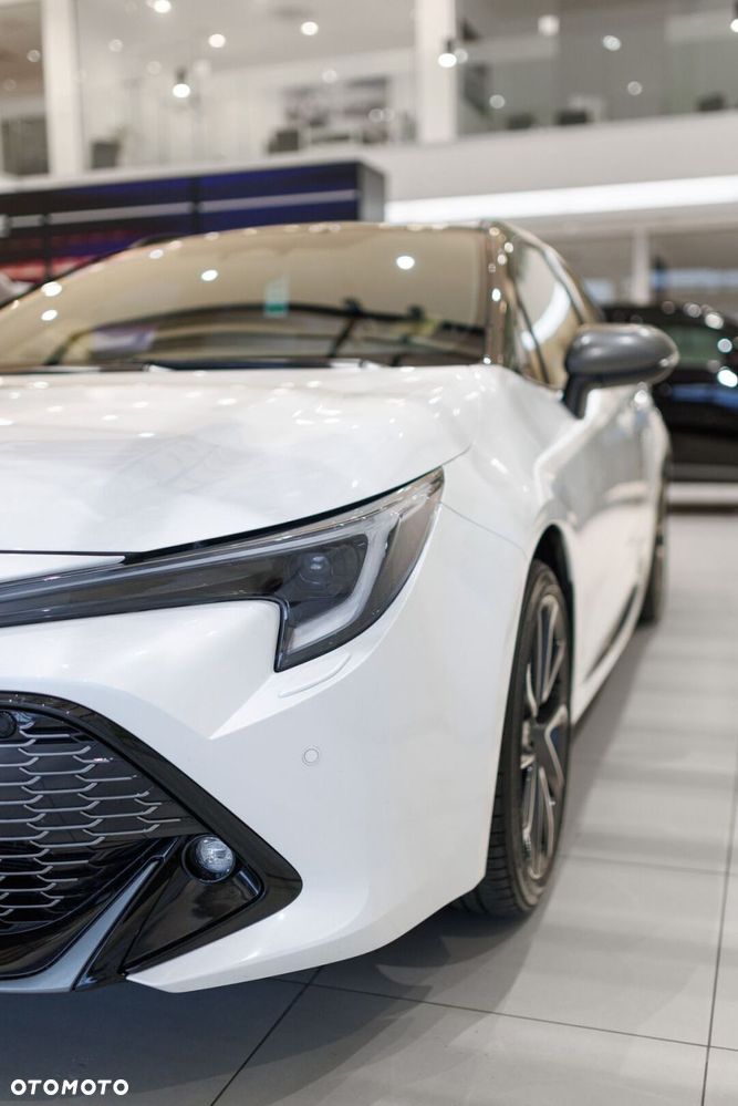 Toyota Corolla 1.8 Hybrid GR Sport Dynamic - 13